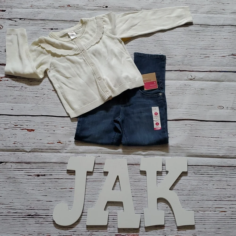 🆕️ GYMBOREE SKINNY JEANS AND CREAM CARDIGAN OUTFIT 👩